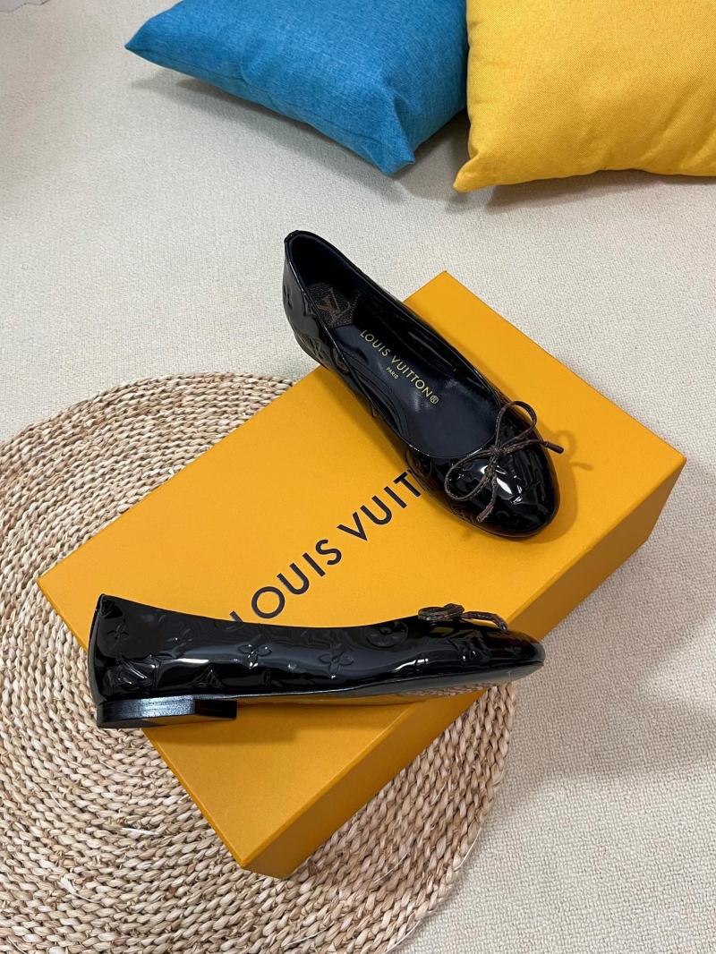 LV flat shoes